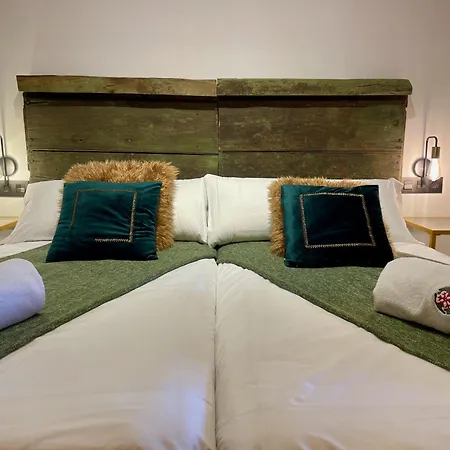 Apartment Inside Plaza