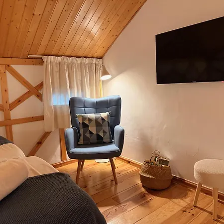 Apartment Inside Plaza *