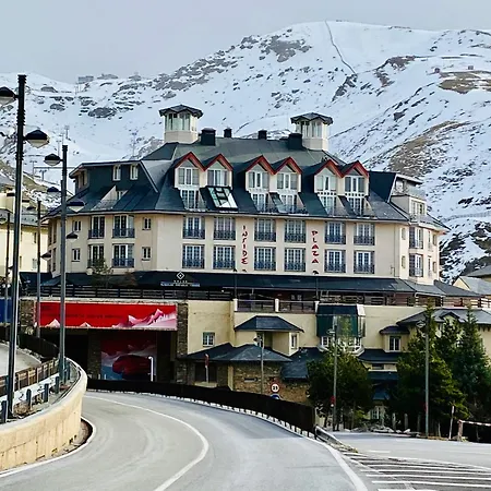 إنسايد بلازا سييرا نيفادا سْييرا نيفادا