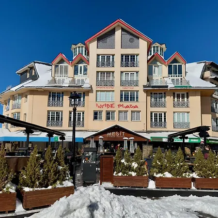 Inside Plaza Apartamento Serra Nevada