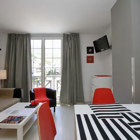 Inside Plaza *
