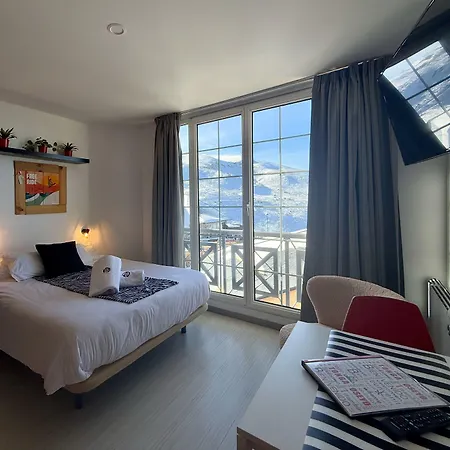 Apartment Inside Plaza Sierra Nevada