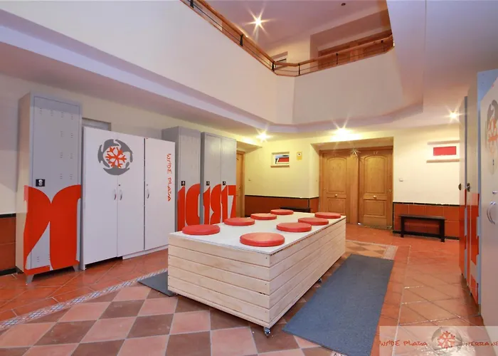 Inside Plaza Апартаменты *