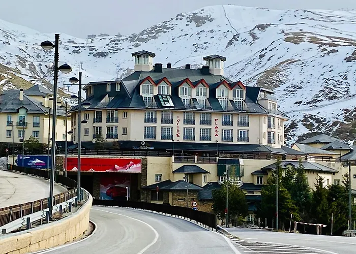 Inside Plaza Сьерра-Невада