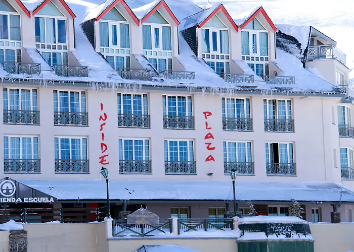 إنسايد بلازا سييرا نيفادا * سْييرا نيفادا