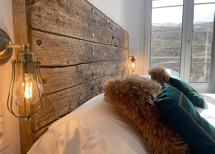 إنسايد بلازا سييرا نيفادا شقة