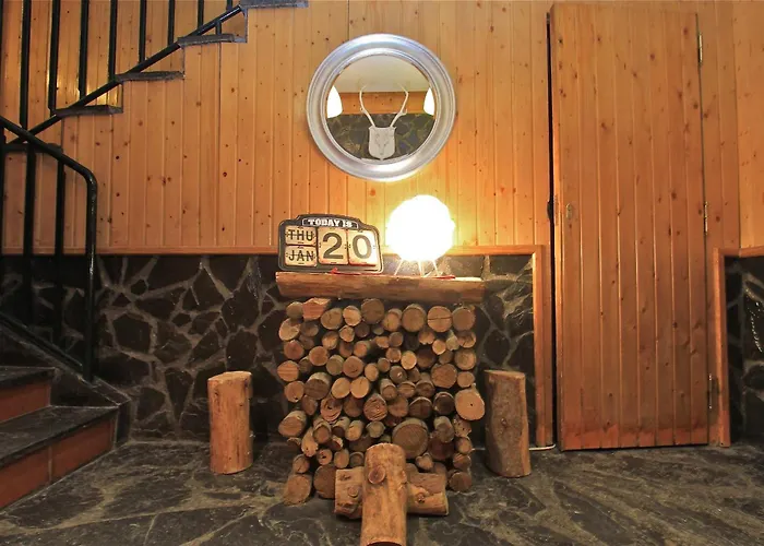 إنسايد بلازا سييرا نيفادا شقة *