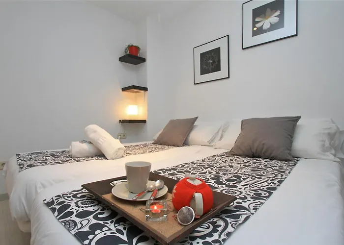 Inside Plaza Апартаменты *